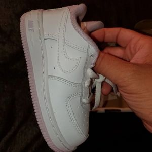 Brand new toddler Air force 1